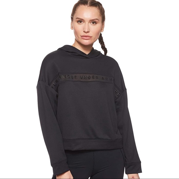 Under Armour Tops - NWOT UNDER ARMOUR Black  Fleece Hoodie Crop Top